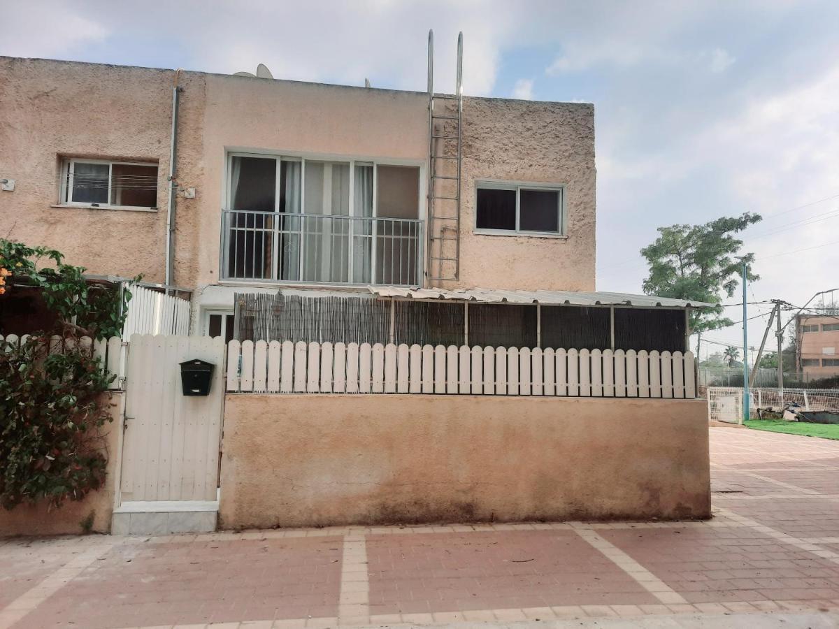 דירת אירוח חן - Chen Place Arad Luaran gambar